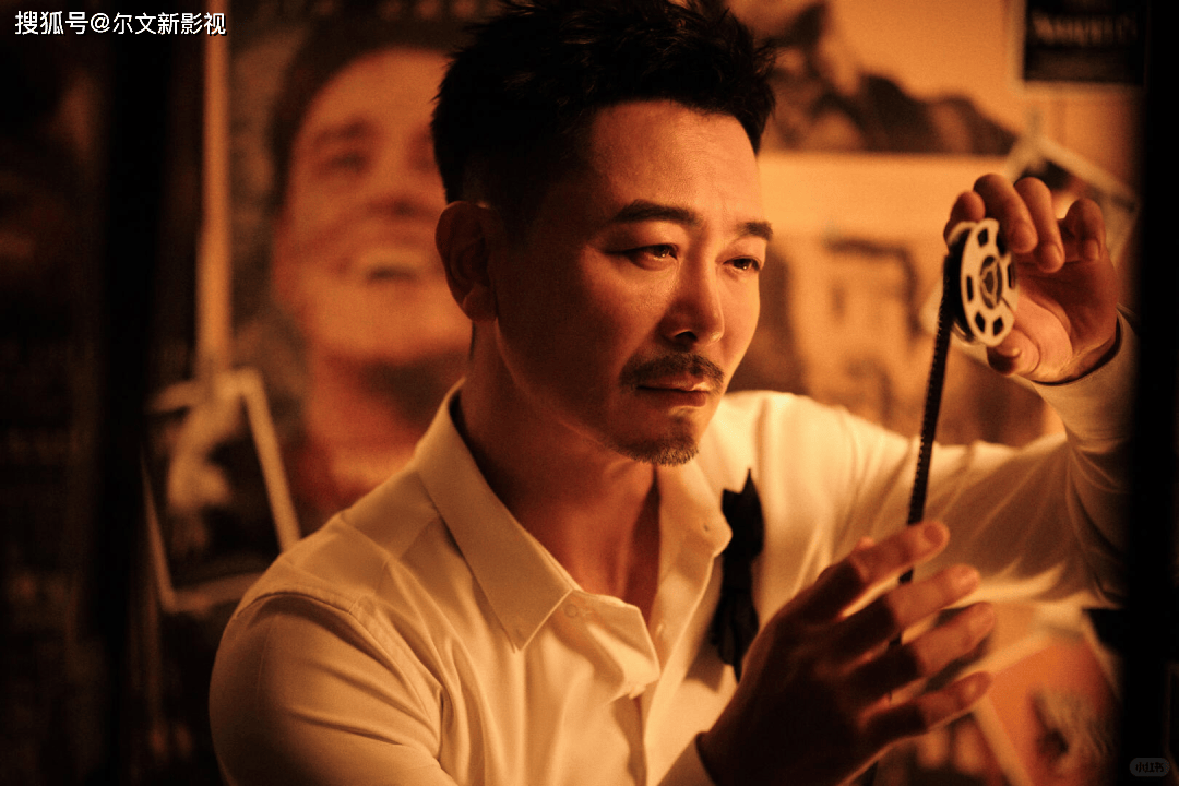 且半路转行的他竟被夸“颠覆了其硬汉形象”。网友：认真永远抢得了风头。开元棋牌app《大生意人》：导演只是请吴樾客串个晋商没想到习武出身(图5)